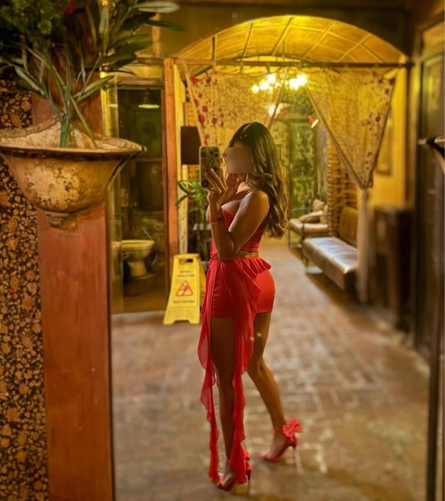 Chica busca chico en Alicante: 