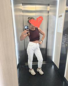 614936863: Chica busca chico en Granada