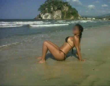 665090260: Chica busca chico en Sevilla