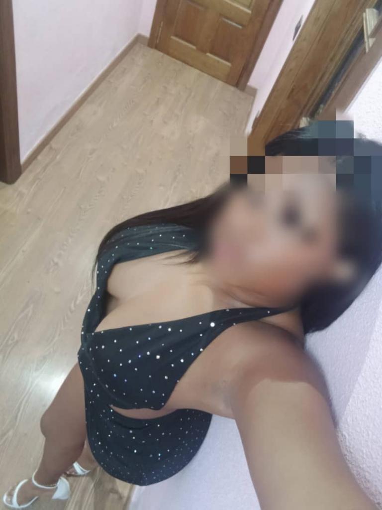 643622730: Chica busca chico en Murcia