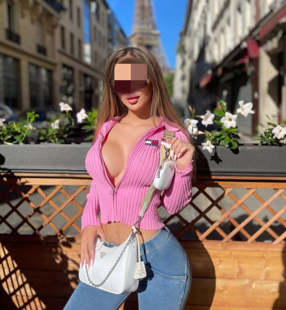 Chica busca chico en La Coruña: 