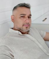 673844336: Chico busca chica en Granada