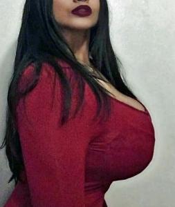 624106524: Chica busca chico en Barcelona