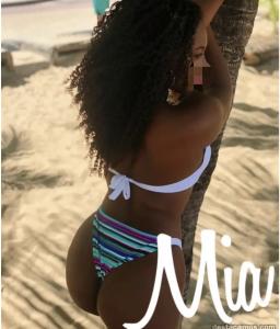 624093848: Chica busca chico en Lugo