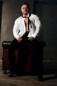 653674467: Chico busca chica en Madrid