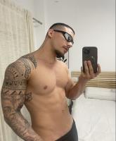 613546949: Chico busca chica en Sevilla