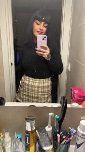 643285080: Chica busca chico en Valencia