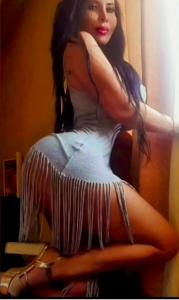 637905294: Chica busca chico en Barcelona