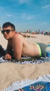 692187833: Chico busca chica en Alicante