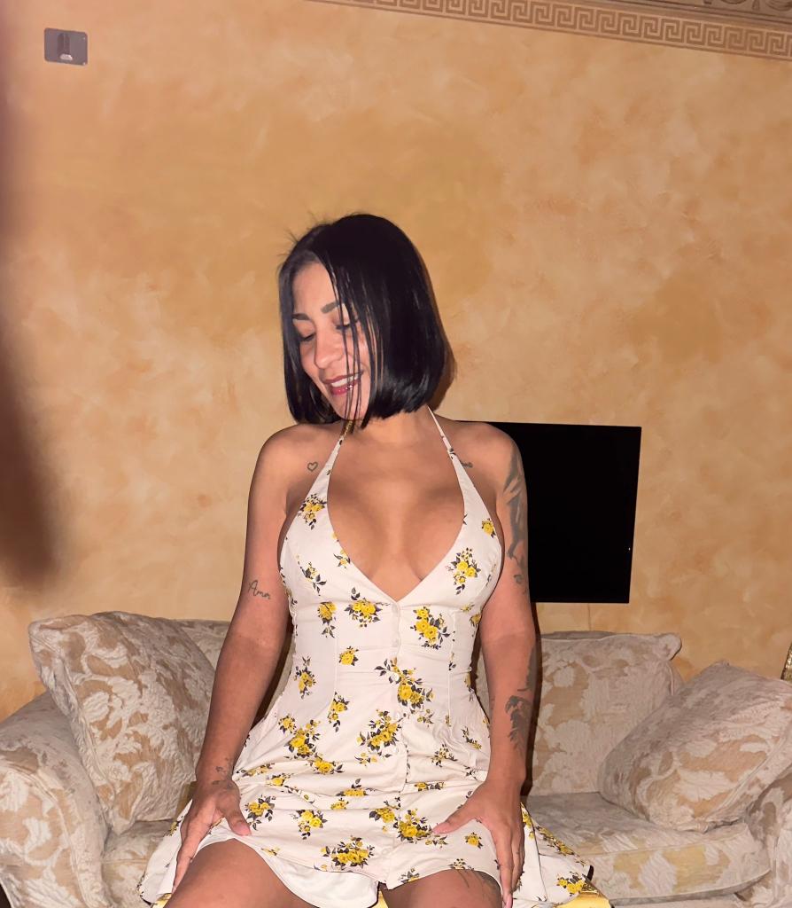 Chica busca chico en Málaga: Chica busca chico