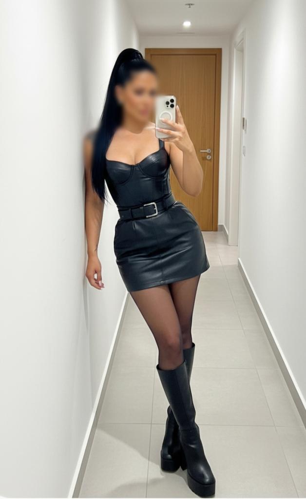 Chica busca chico en Granada: 