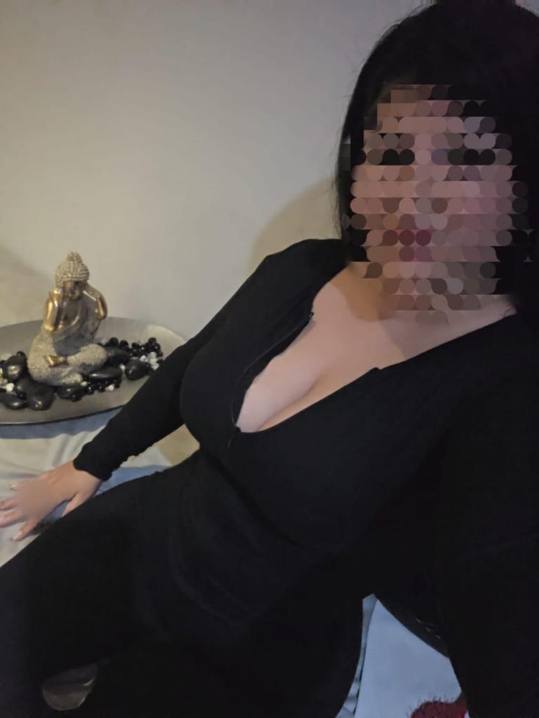 603368145: Chica busca chico en Barcelona