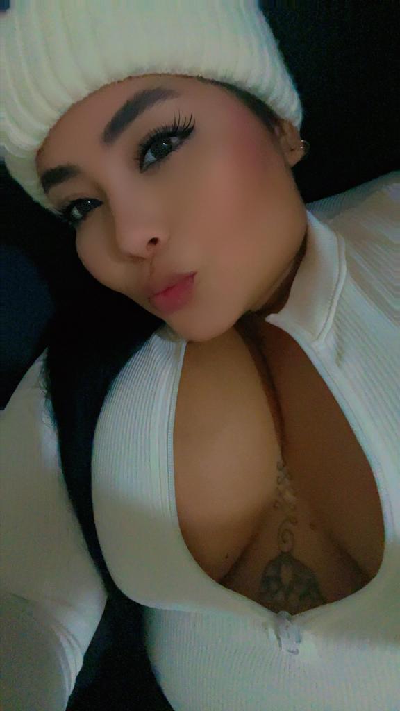 Chica busca chico en Almería: 