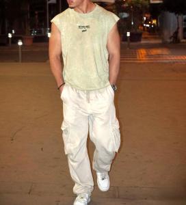 614473358: Chico busca chica en Madrid