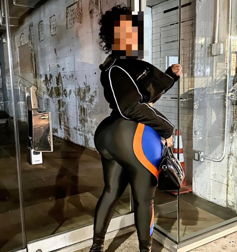 Chica busca chico en Barcelona: 