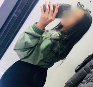 603339028: Chica busca chico en Sevilla