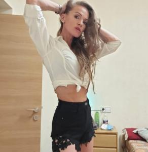 682603754: Chica busca chico en Mallorca