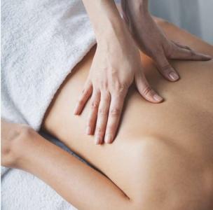 624431094: Chica busca chico en Murcia