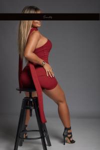 683191741: Chica busca chico en Madrid