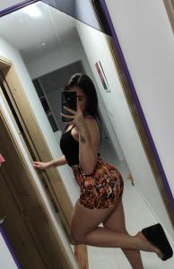 643876325: Chica busca chico en Ibiza