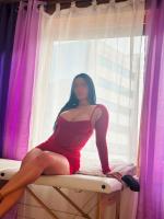 643981571: Chica busca chico en Cantabria