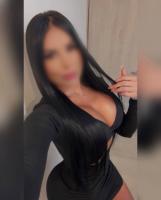 643981571: Chica busca chico en Cantabria