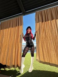 687784024: Transexual en Granada