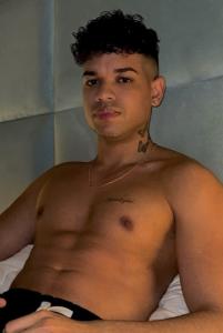 615771548: Chico busca chica en Las Palmas