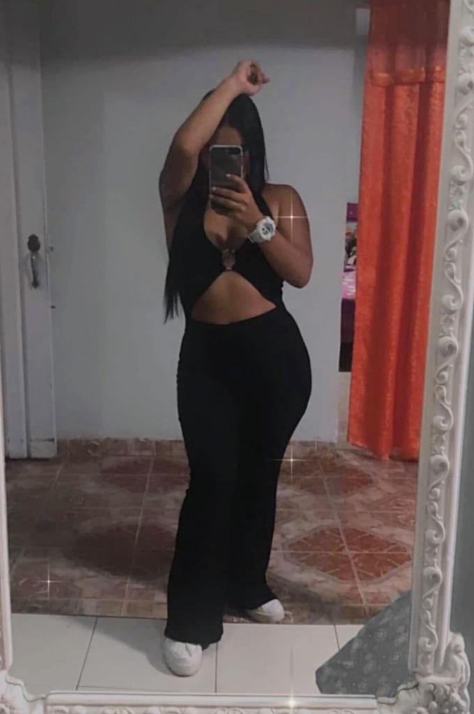 621489092: Chica busca chico en Málaga