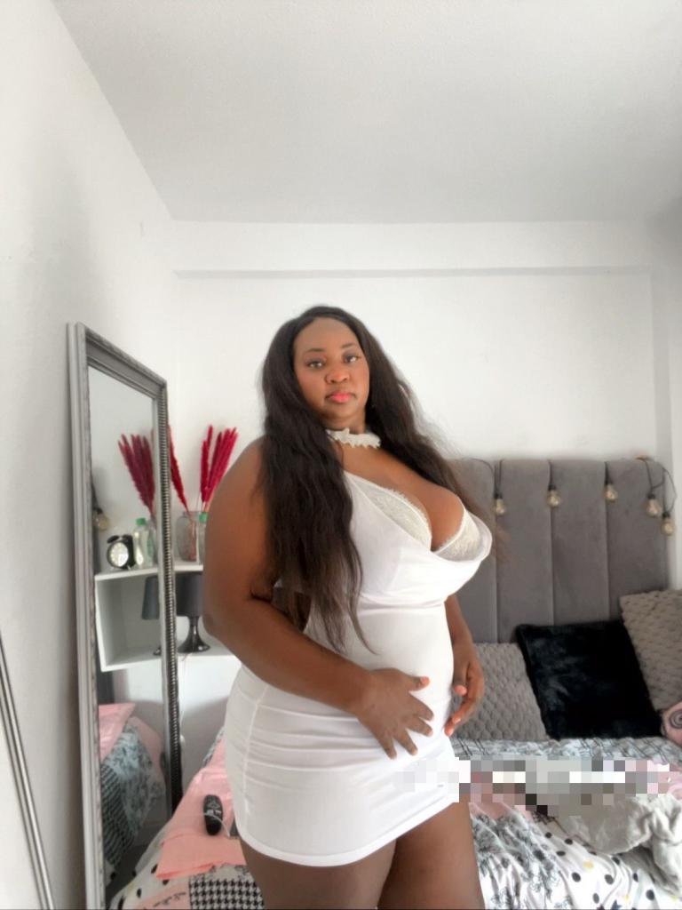 634306965: Chica busca chico en Valencia