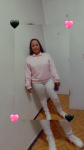 602442709: Chica busca chico en Barcelona