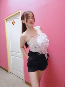 603636556: Chica busca chico en Barcelona