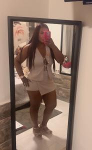 621489092: Chica busca chico en Málaga