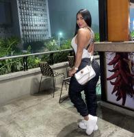 643550824: Chica busca chico en Murcia