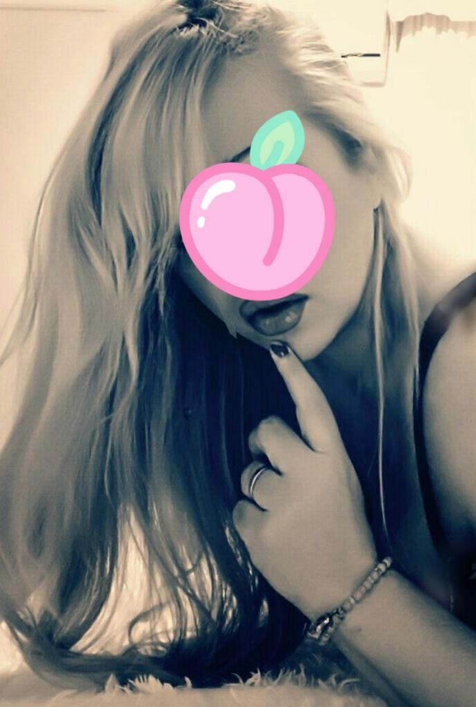 Chica busca chico en Granada: 