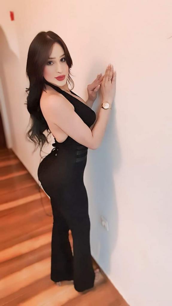 610477739: Transexual en Cádiz