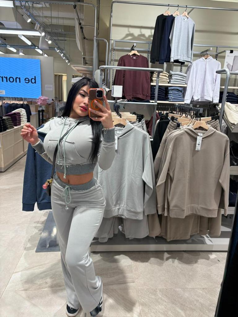 656542276: Chica busca chico en Málaga