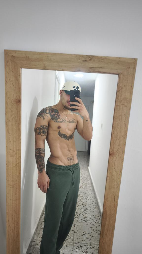 Chico busca chica en Murcia: 