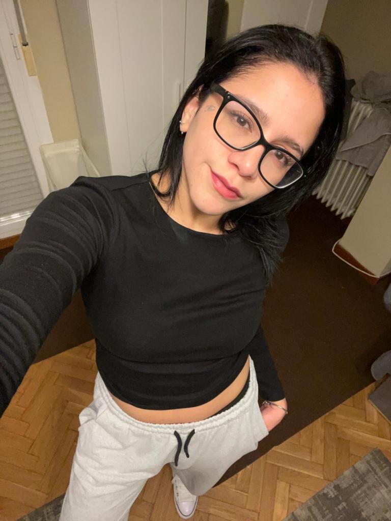 641387526: Chica busca chico en Zaragoza