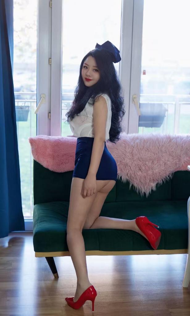 Chica busca chico en Zaragoza: Chica busca chico