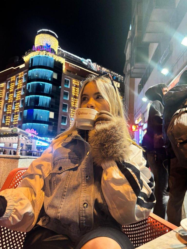 Chica busca chico en La Rioja: 