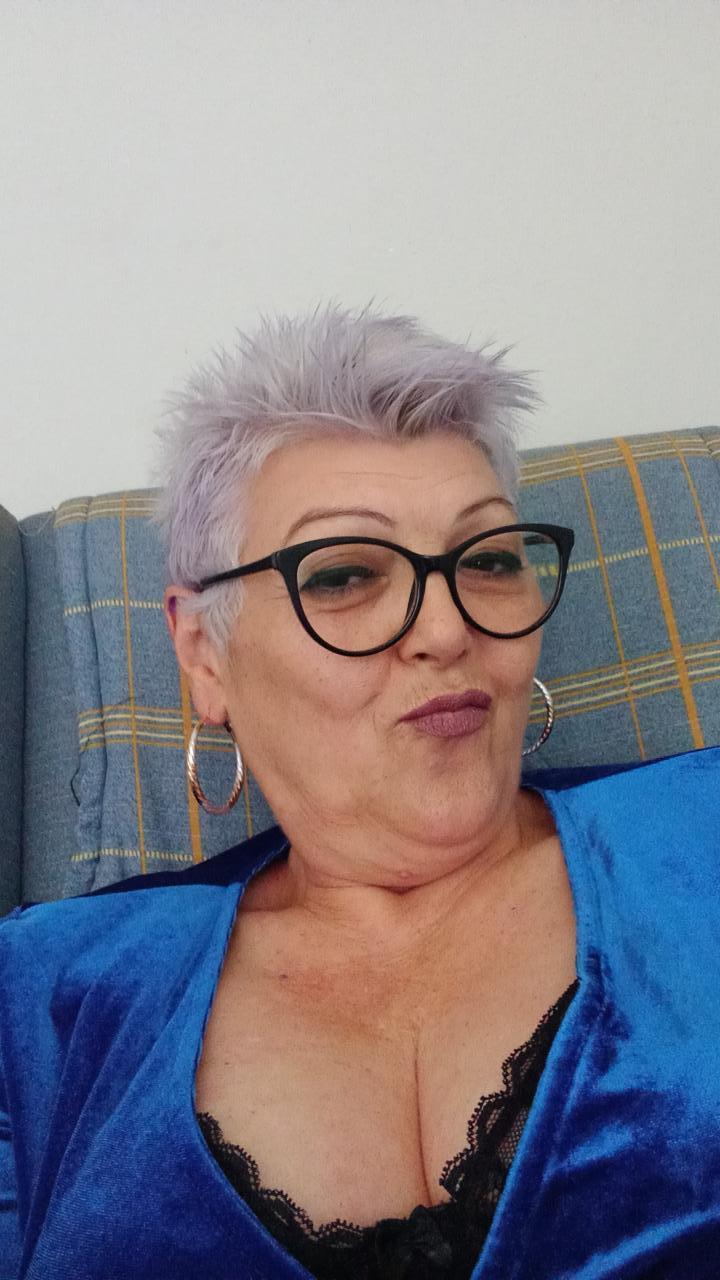 612219933: Chica busca chico en Asturias