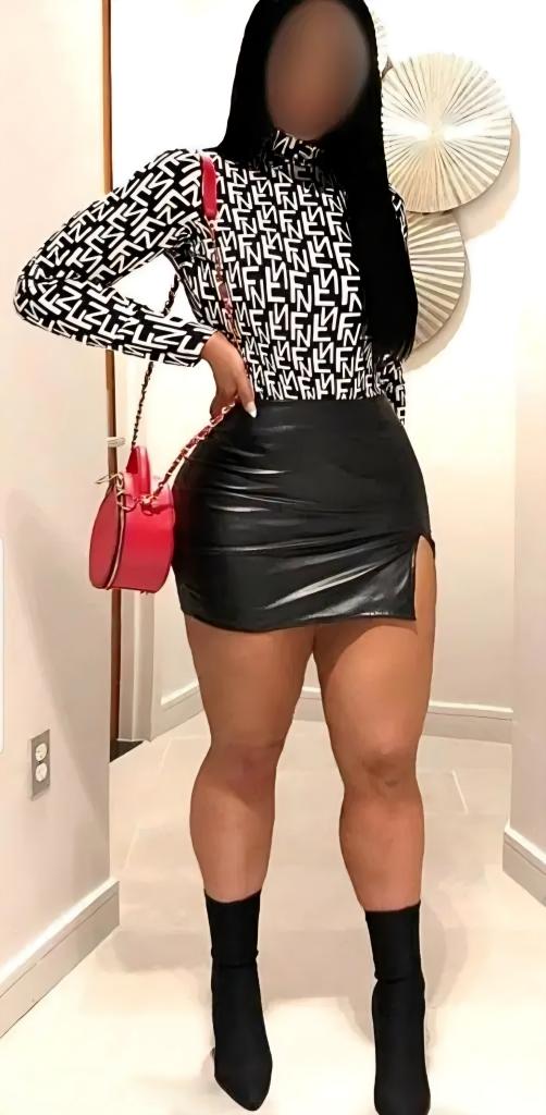 Chica busca chico en Mallorca: 