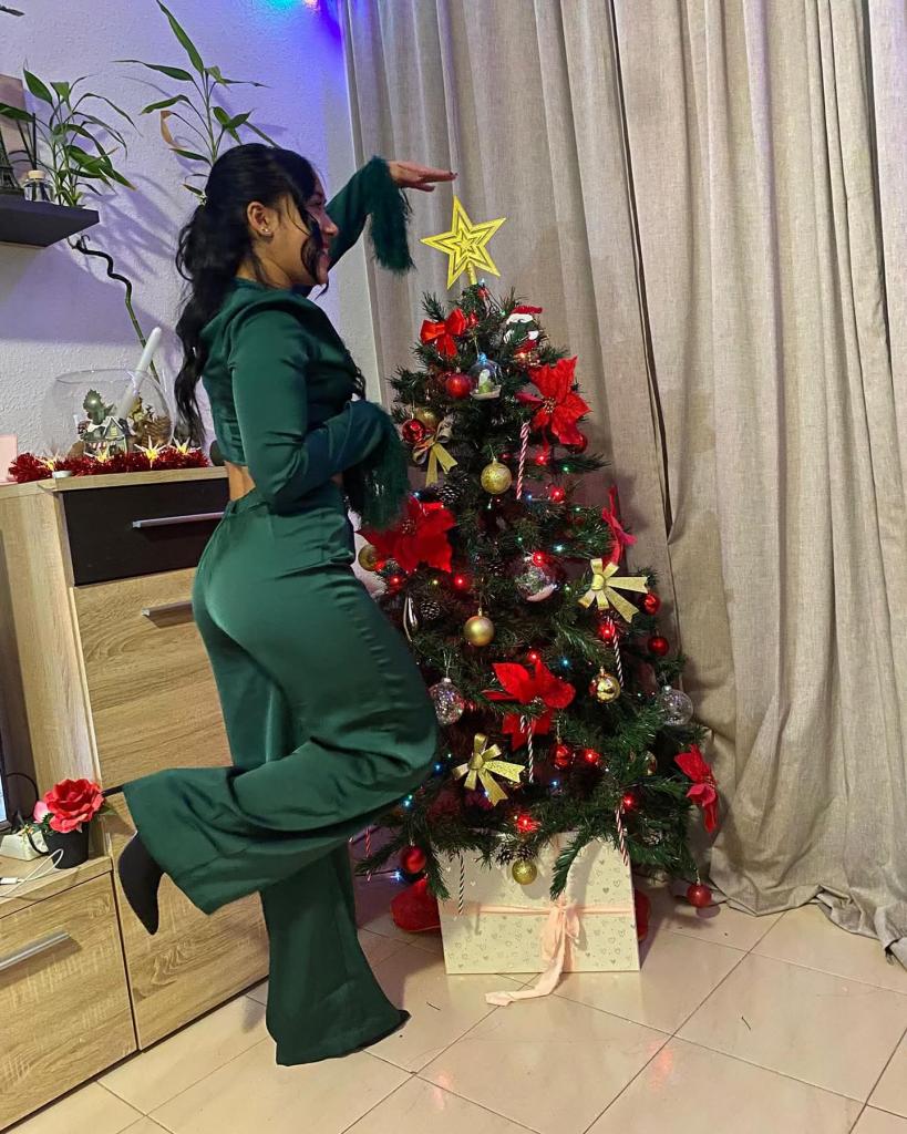 658265054: Chica busca chico en Huelva