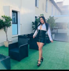 617407225: Chica busca chico en Alicante