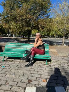 614947423: Travesti en Navarra