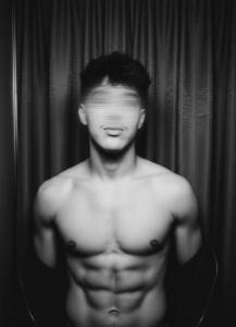 632869175: Chico busca chica en Tarragona