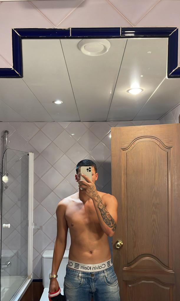 Chico busca chica en Valencia: 