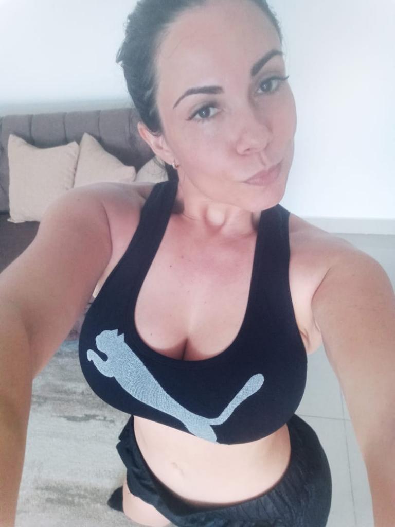 Chica busca chico en Alicante: 