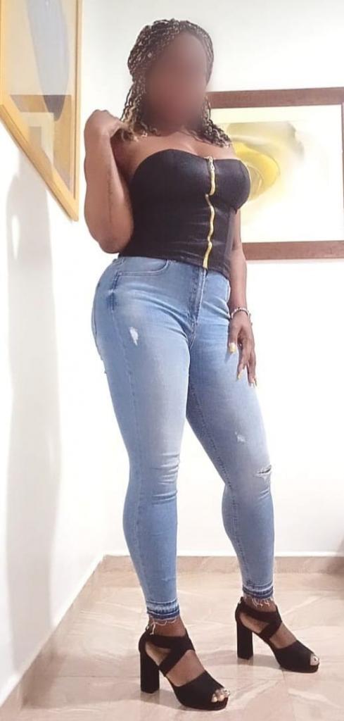 Chica busca chico en Almería: 